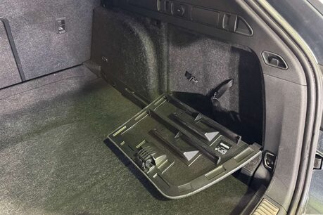 Skoda Superb 2.0 TDI SE L Executive Estate 5dr Diesel Manual Euro 6 (s/s) (150 ps) 52