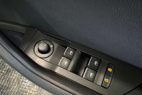 Skoda Superb 2.0 TDI SE L Executive Estate 5dr Diesel Manual Euro 6 (s/s) (150 ps) 14