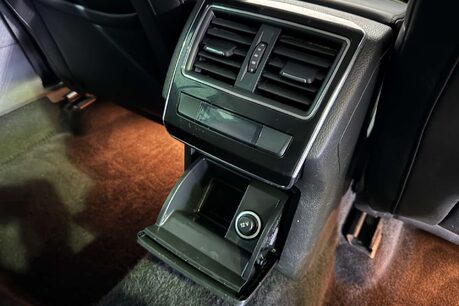 Skoda Superb 2.0 TDI SE L Executive Estate 5dr Diesel Manual Euro 6 (s/s) (150 ps) 46