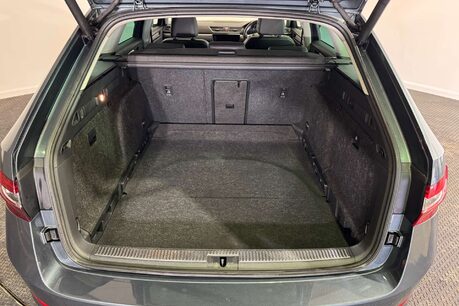 Skoda Superb 2.0 TDI SE L Executive Estate 5dr Diesel Manual Euro 6 (s/s) (150 ps) 50