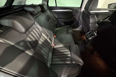 Skoda Superb 2.0 TDI SE L Executive Estate 5dr Diesel Manual Euro 6 (s/s) (150 ps) 44