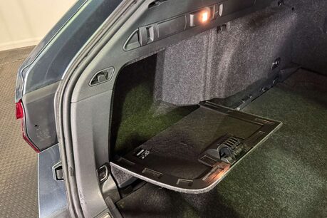 Skoda Superb 2.0 TDI SE L Executive Estate 5dr Diesel Manual Euro 6 (s/s) (150 ps) 51