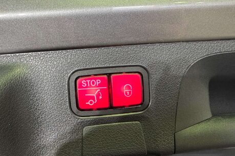 Mercedes-Benz CLA Class 2.0 CLA220d AMG Line (Premium 2) Shooting Brake 5dr Diesel 8G-DCT Euro 6 (s 60