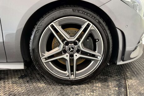 Mercedes-Benz CLA Class 2.0 CLA220d AMG Line (Premium 2) Shooting Brake 5dr Diesel 8G-DCT Euro 6 (s 75