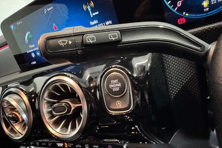 Mercedes-Benz CLA Class 2.0 CLA220d AMG Line (Premium 2) Shooting Brake 5dr Diesel 8G-DCT Euro 6 (s 29