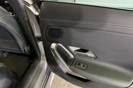 Mercedes-Benz CLA Class 2.0 CLA220d AMG Line (Premium 2) Shooting Brake 5dr Diesel 8G-DCT Euro 6 (s 54