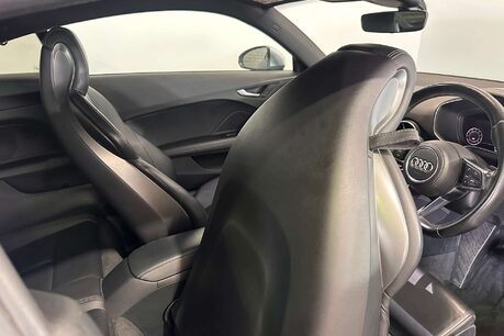 Audi TT 2.0 TFSI Coupe 3dr Petrol S Tronic quattro Euro 6 (s/s) (310 ps) 45