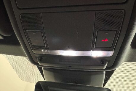 Land Rover Range Rover Evoque 2.0 D150 R-Dynamic S SUV 5dr Diesel Auto 4WD Euro 6 (s/s) (150 ps) 40