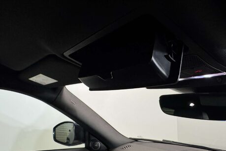 Land Rover Range Rover Evoque 2.0 D150 R-Dynamic S SUV 5dr Diesel Auto 4WD Euro 6 (s/s) (150 ps) 39