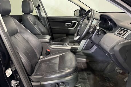 Land Rover Discovery Sport 2.0 TD4 HSE Black SUV 5dr Diesel Auto 4WD Euro 6 (s/s) (180 ps) 10