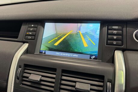 Land Rover Discovery Sport 2.0 TD4 HSE Black SUV 5dr Diesel Auto 4WD Euro 6 (s/s) (180 ps) 33