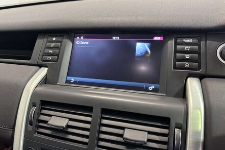 Land Rover Discovery Sport 2.0 TD4 HSE Black SUV 5dr Diesel Auto 4WD Euro 6 (s/s) (180 ps) 40