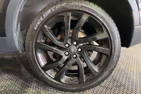 Land Rover Discovery Sport 2.0 TD4 HSE Black SUV 5dr Diesel Auto 4WD Euro 6 (s/s) (180 ps) 73