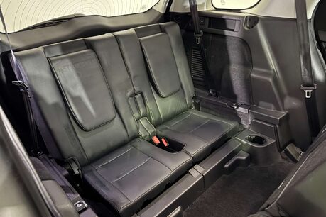 Land Rover Discovery Sport 2.0 TD4 HSE Black SUV 5dr Diesel Auto 4WD Euro 6 (s/s) (180 ps) 54