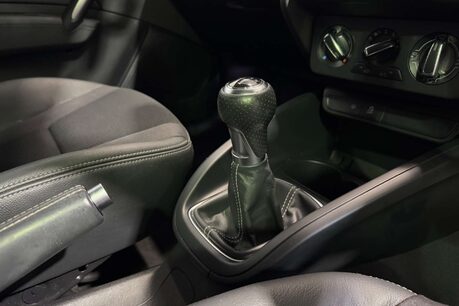 Audi A1 1.0 TFSI S line Hatchback 3dr Petrol Manual Euro 6 (s/s) (Nav) (95 ps) 11