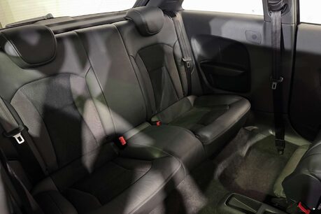 Audi A1 1.0 TFSI S line Hatchback 3dr Petrol Manual Euro 6 (s/s) (Nav) (95 ps) 33