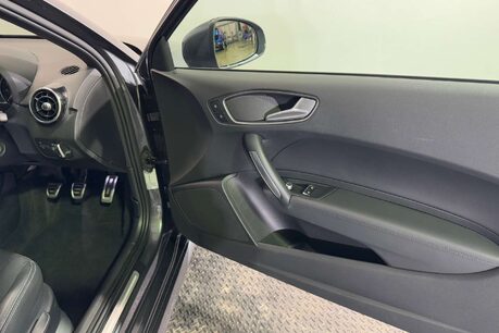 Audi A1 1.0 TFSI S line Hatchback 3dr Petrol Manual Euro 6 (s/s) (Nav) (95 ps) 12