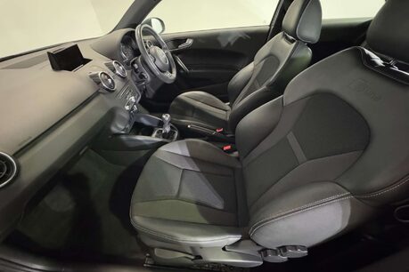 Audi A1 1.0 TFSI S line Hatchback 3dr Petrol Manual Euro 6 (s/s) (Nav) (95 ps) 42
