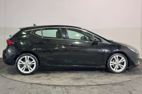 Vauxhall Astra 1.6 CDTi BlueInjection SRi VX Line Nav Hatchback 5dr Diesel Manual Euro 6 ( 8
