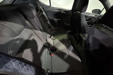 Vauxhall Astra 1.6 CDTi BlueInjection SRi VX Line Nav Hatchback 5dr Diesel Manual Euro 6 ( 43