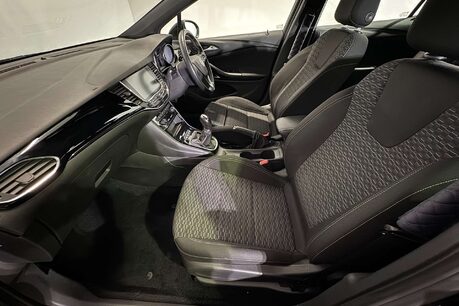 Vauxhall Astra 1.6 CDTi BlueInjection SRi VX Line Nav Hatchback 5dr Diesel Manual Euro 6 ( 54