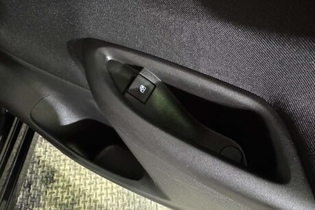 Vauxhall Astra 1.6 CDTi BlueInjection SRi VX Line Nav Hatchback 5dr Diesel Manual Euro 6 ( 41