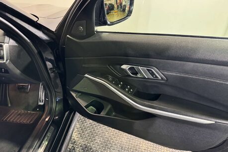 BMW 3 Series 2.0 320d M Sport Saloon 4dr Diesel Auto Euro 6 (s/s) (190 ps) 14