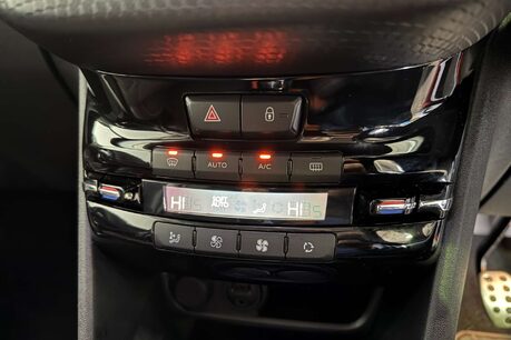 Peugeot 208 1.2 PureTech GT Line Hatchback 5dr Petrol Manual Euro 6 (s/s) (110 ps) 30