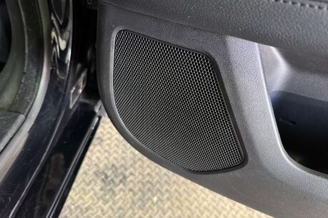 Jaguar XF 2.0d Prestige Saloon 4dr Diesel Auto Euro 6 (s/s) (180 ps) 46