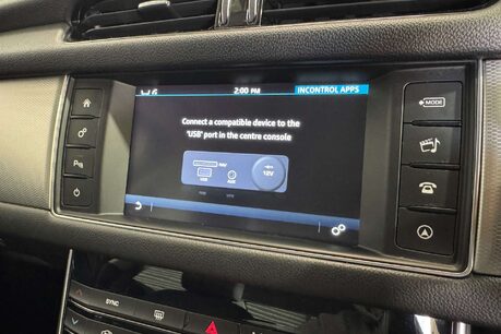 Jaguar XF 2.0d Prestige Saloon 4dr Diesel Auto Euro 6 (s/s) (180 ps) 33