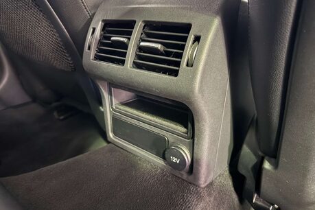 Jaguar XF 2.0d Prestige Saloon 4dr Diesel Auto Euro 6 (s/s) (180 ps) 49