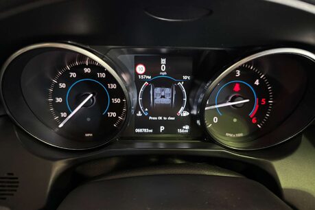 Jaguar XF 2.0d Prestige Saloon 4dr Diesel Auto Euro 6 (s/s) (180 ps) 25