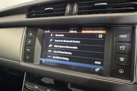 Jaguar XF 2.0d Prestige Saloon 4dr Diesel Auto Euro 6 (s/s) (180 ps) 34