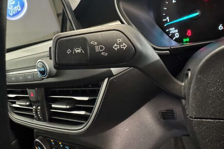 Ford Focus 1.5 EcoBlue Zetec Estate 5dr Diesel Auto Euro 6 (s/s) (120 ps) 22