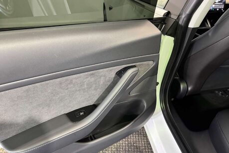 Tesla Model 3 (Dual Motor) Long Range Saloon 4dr Electric Auto 4WDE (346 ps) 51