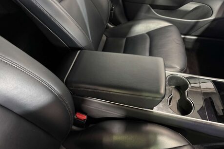 Tesla Model 3 (Dual Motor) Long Range Saloon 4dr Electric Auto 4WDE (346 ps) 18