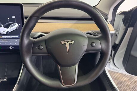 Tesla Model 3 (Dual Motor) Long Range Saloon 4dr Electric Auto 4WDE (346 ps) 17