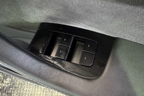 Tesla Model 3 (Dual Motor) Long Range Saloon 4dr Electric Auto 4WDE (346 ps) 14