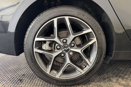 Kia Ceed 1.5 T-GDi 3 Sportswagon 5dr Petrol Manual Euro 6 (s/s) (158 bhp) 61