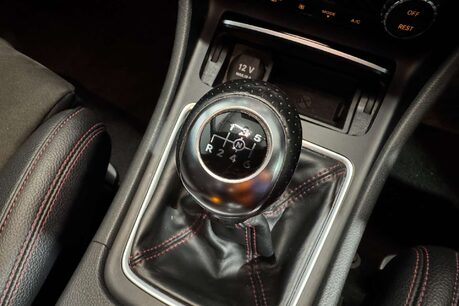 Mercedes-Benz CLA Class 1.6 CLA180 AMG Line Edition Coupe 4dr Petrol Manual Euro 6 (s/s) (122 ps) 38