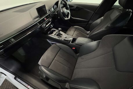 Audi A4 1.4 TFSI Black Edition Saloon 4dr Petrol Manual Euro 6 (s/s) (150 ps) 58