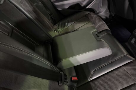 Audi A4 1.4 TFSI Black Edition Saloon 4dr Petrol Manual Euro 6 (s/s) (150 ps) 46