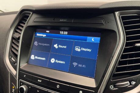 Hyundai SANTA FE 2.2 CRDi Blue Drive Premium SUV 5dr Diesel Auto 4WD Euro 6 (s/s) (200 ps) 25