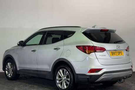 Hyundai SANTA FE 2.2 CRDi Blue Drive Premium SUV 5dr Diesel Auto 4WD Euro 6 (s/s) (200 ps) 5