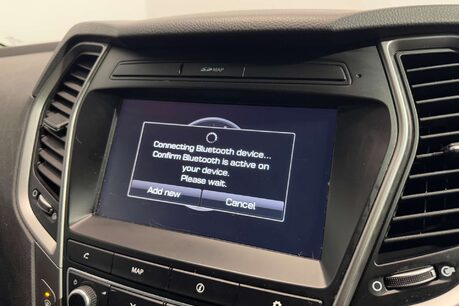 Hyundai SANTA FE 2.2 CRDi Blue Drive Premium SUV 5dr Diesel Auto 4WD Euro 6 (s/s) (200 ps) 24