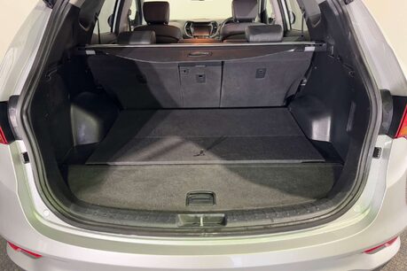 Hyundai SANTA FE 2.2 CRDi Blue Drive Premium SUV 5dr Diesel Auto 4WD Euro 6 (s/s) (200 ps) 42