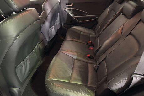 Hyundai SANTA FE 2.2 CRDi Blue Drive Premium SUV 5dr Diesel Auto 4WD Euro 6 (s/s) (200 ps) 51