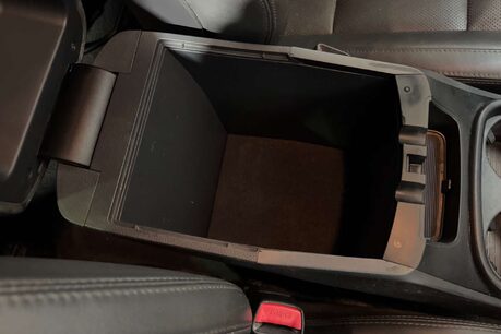 Hyundai SANTA FE 2.2 CRDi Blue Drive Premium SUV 5dr Diesel Auto 4WD Euro 6 (s/s) (200 ps) 35