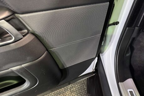 Land Rover Range Rover Sport 3.0 SD V6 HSE Dynamic SUV 5dr Diesel Auto 4WD Euro 6 (s/s) (306 ps) 62