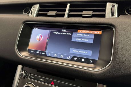 Land Rover Range Rover Sport 3.0 SD V6 HSE Dynamic SUV 5dr Diesel Auto 4WD Euro 6 (s/s) (306 ps) 28